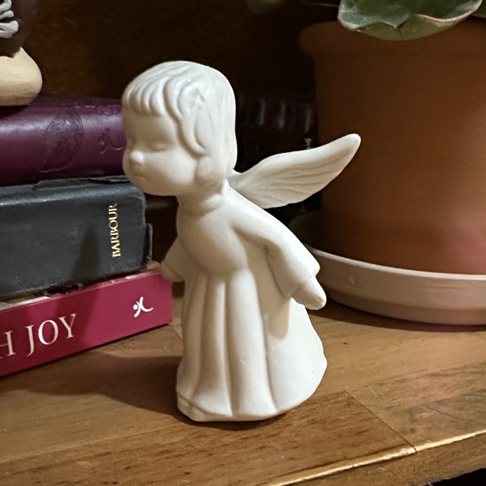 Vintage Kissing Angel Bisque collectible Figurine